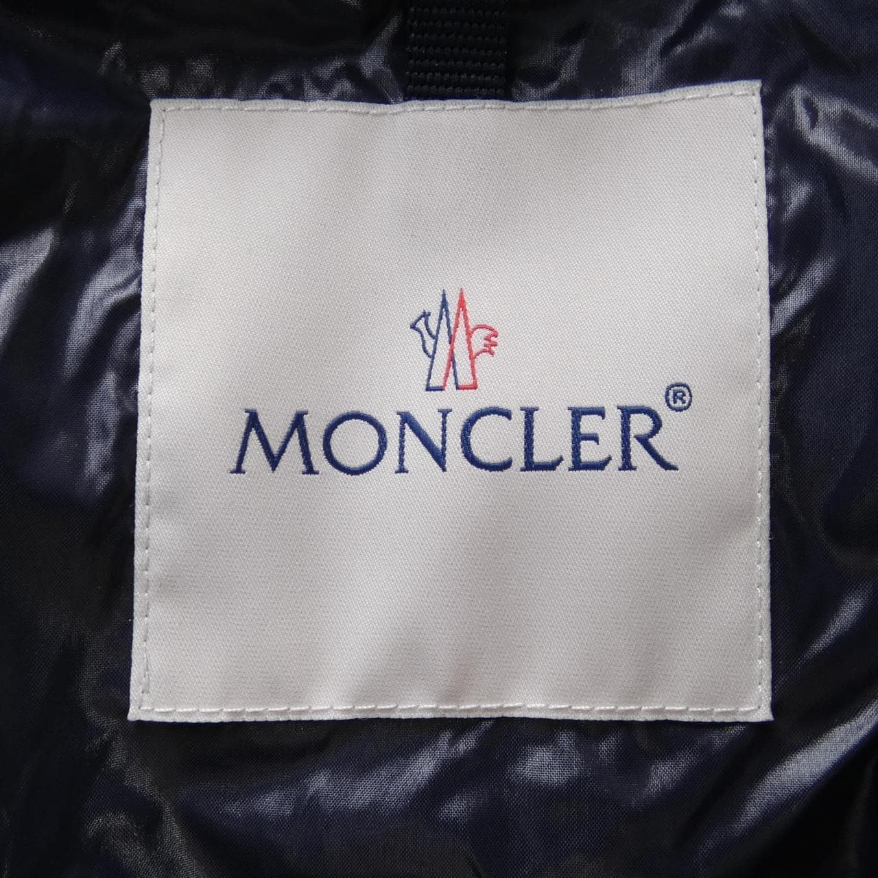 モンクレール MONCLER ダウンジャケット