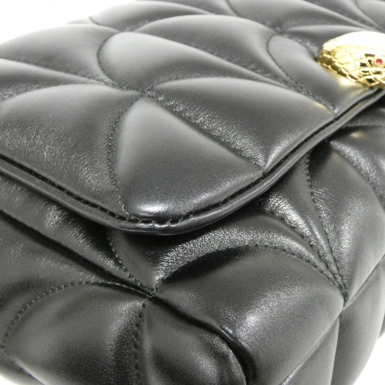 ブルガリ SERPENTI SUGARLOAF 294270 ショルダーバッグ