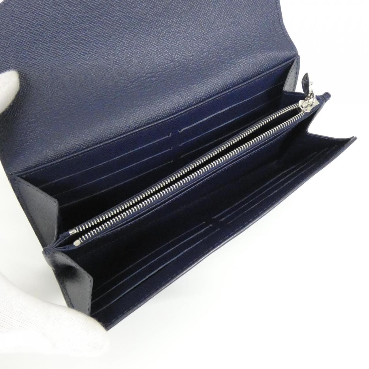 ルイヴィトン エピ ポルトフォイユ サラ M60585 財布