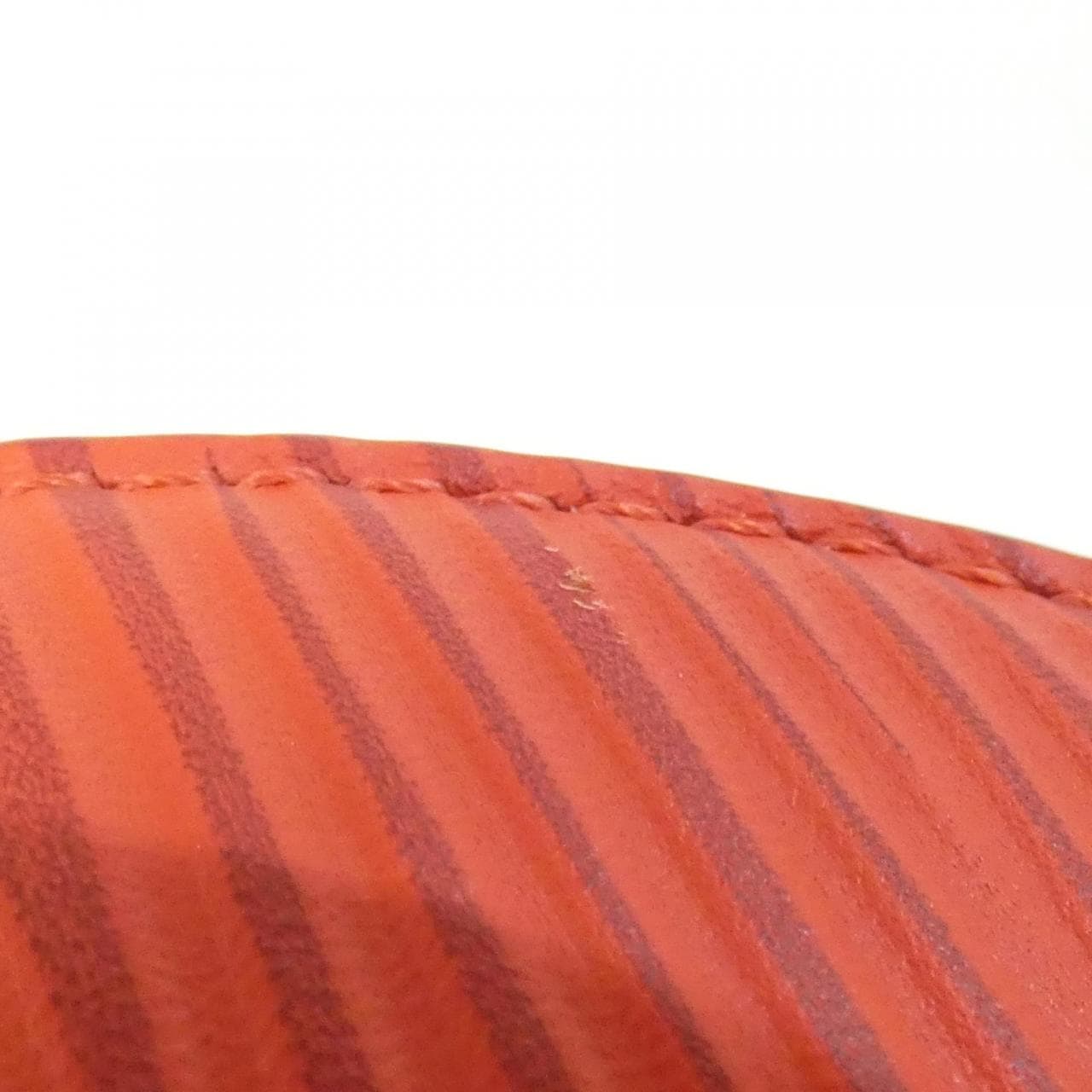 ルイヴィトン エピ XL ソフト ポロション M23719 ショルダーバッグ