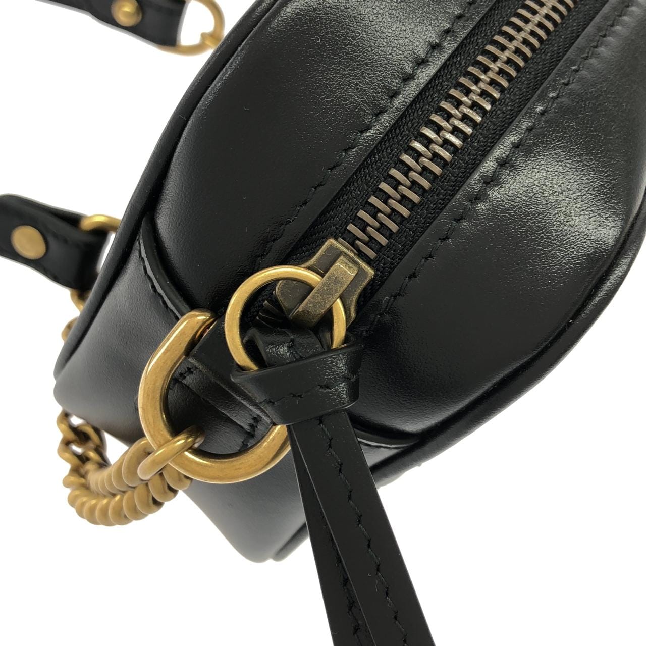 グッチ GG MARMONT 448065 DTD1T ショルダーバッグ