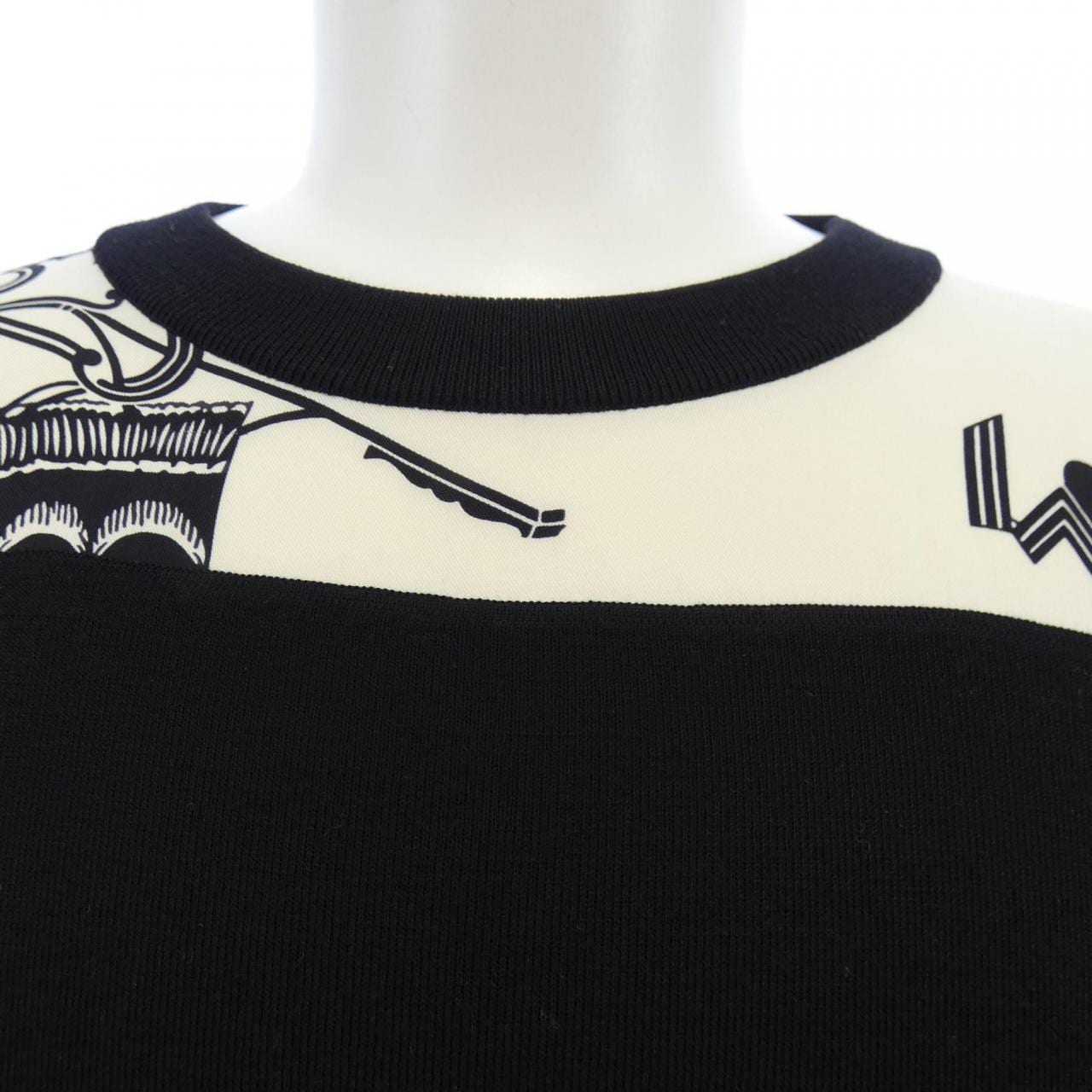 エルメス HERMES SOIE DECADREE *32-5741. ニット