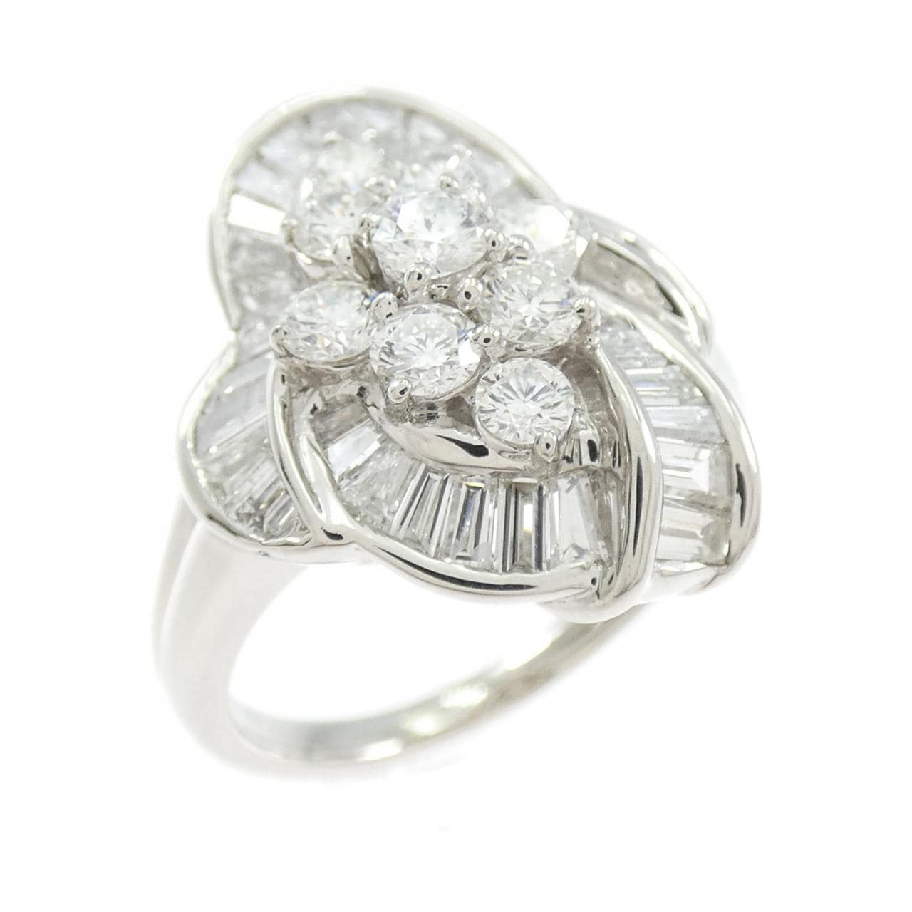 PT900 ダイヤモンド リング 0.74CT