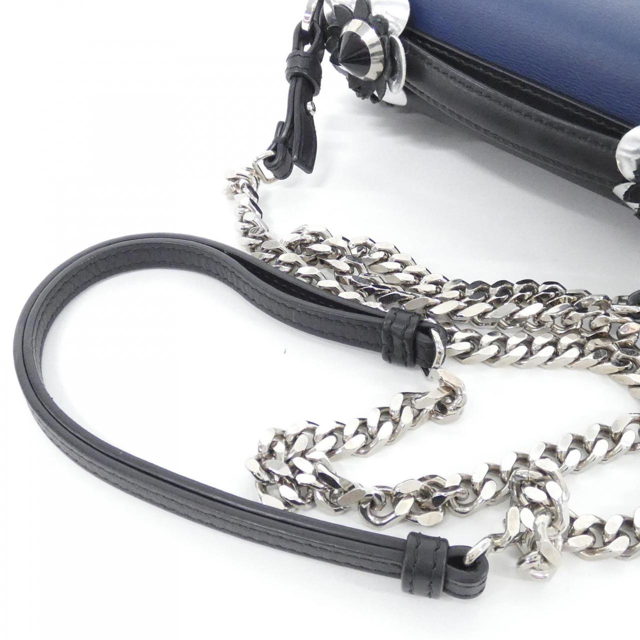 フェンディ ダブル マイクロ バゲット 8M0371 8LT バッグ