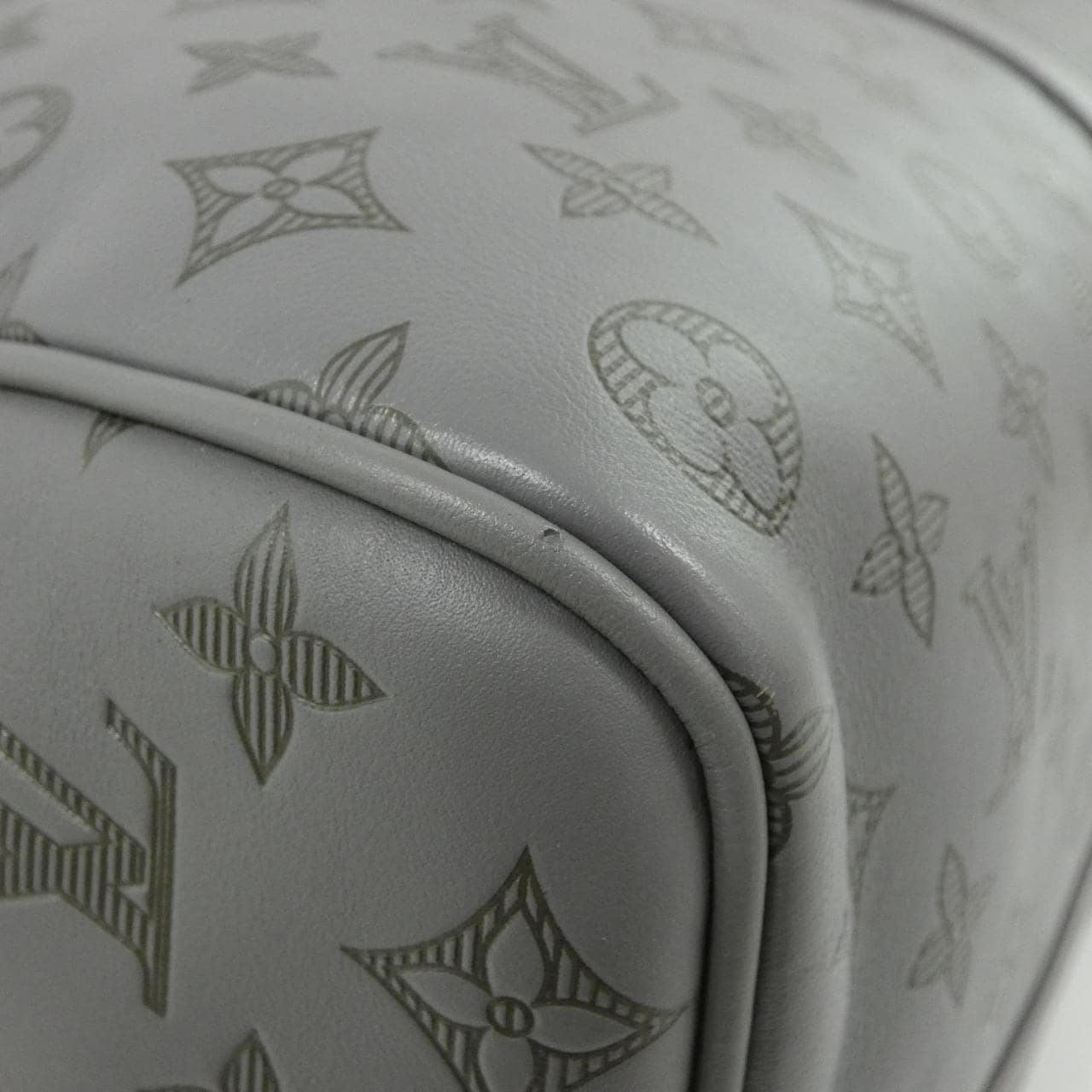 LOUIS VUITTON Monogram Shadow Keepall Bandouliere 50公分 M46117 波士頓包