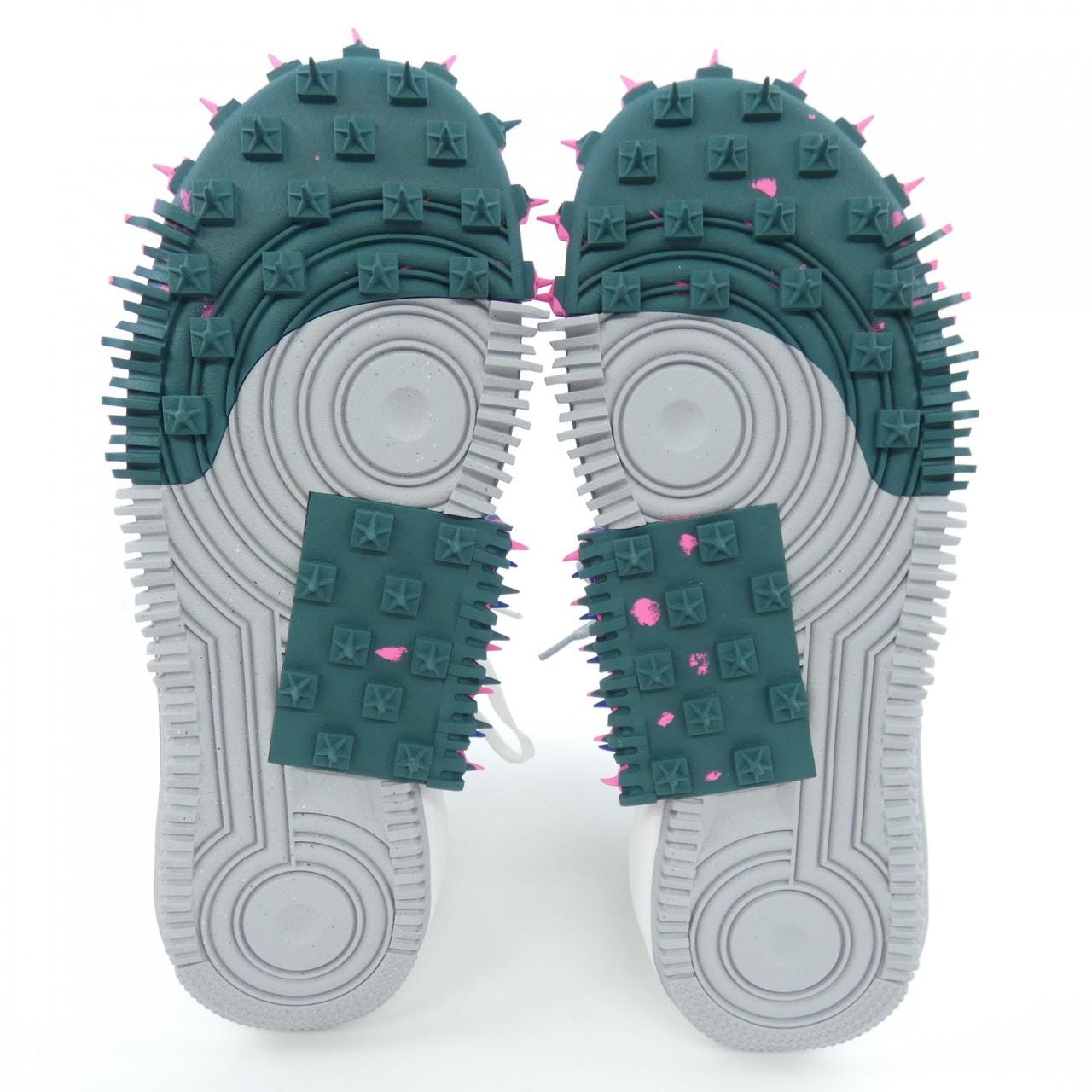 ナイキ NIKE D06290-100 スニーカー