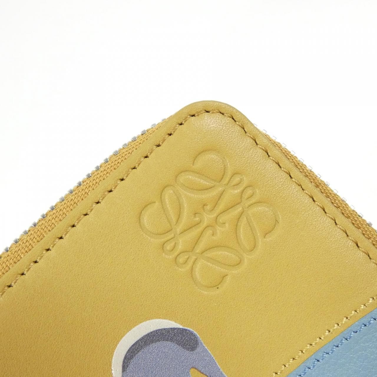 [Unused items] Loewe C643Z40X60 INCASE