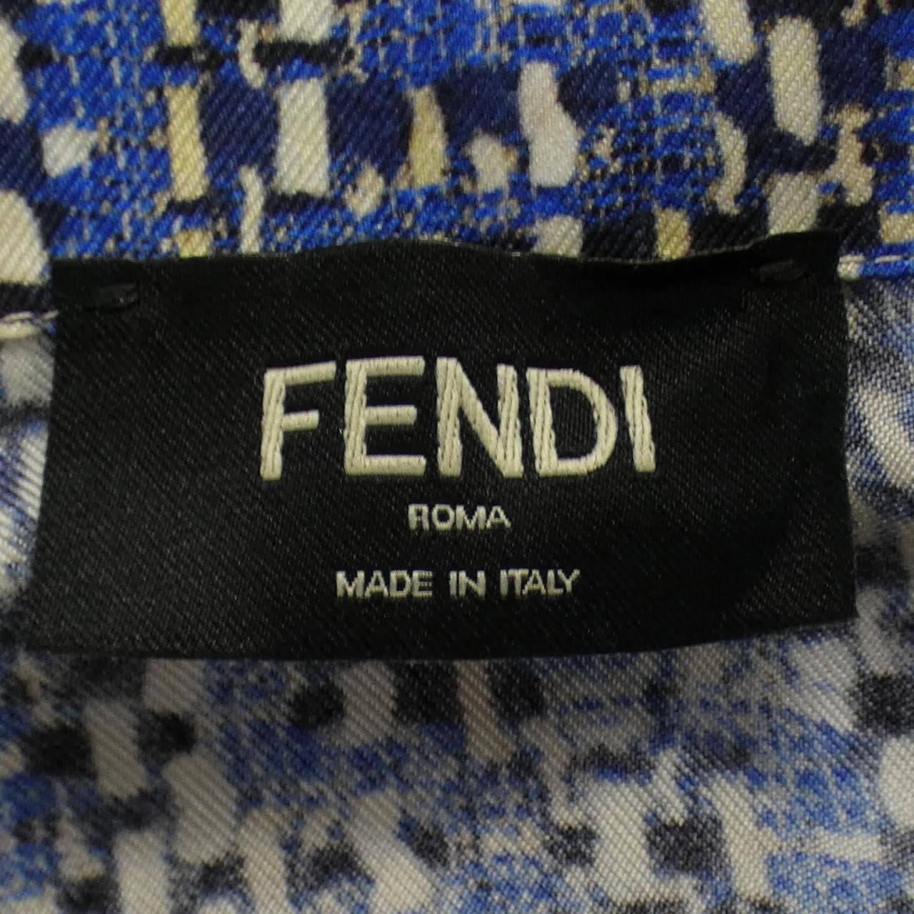 フェンディ FENDI FS0795 AR6F S／Sシャツ