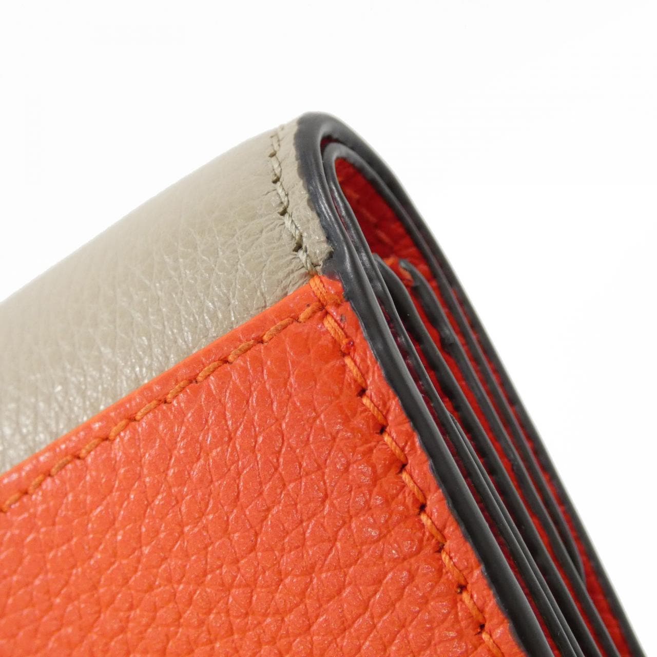 グッチ 837957 AAFBB 財布