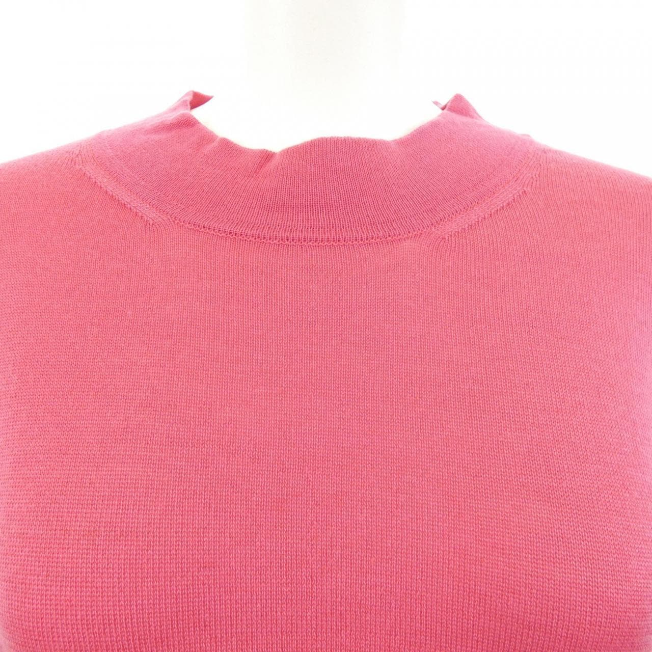 タン TAN ニット