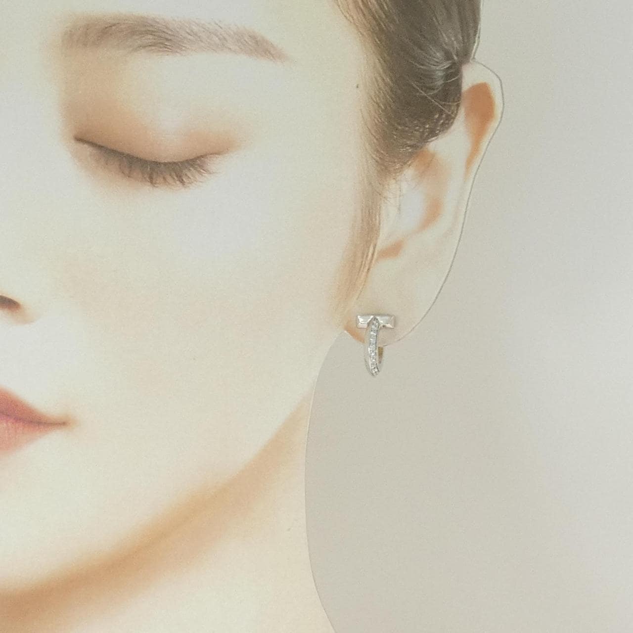 ティファニー Tワン フープ ピアス 0.40CT