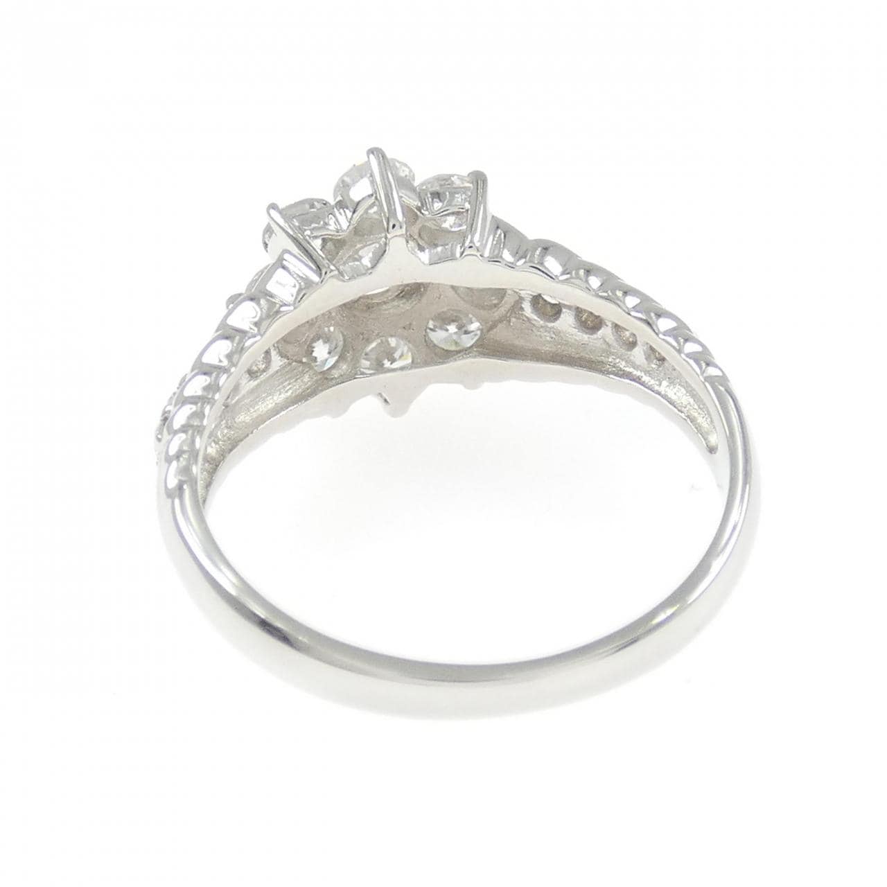 PT900花朵钻石戒指1.00 克拉