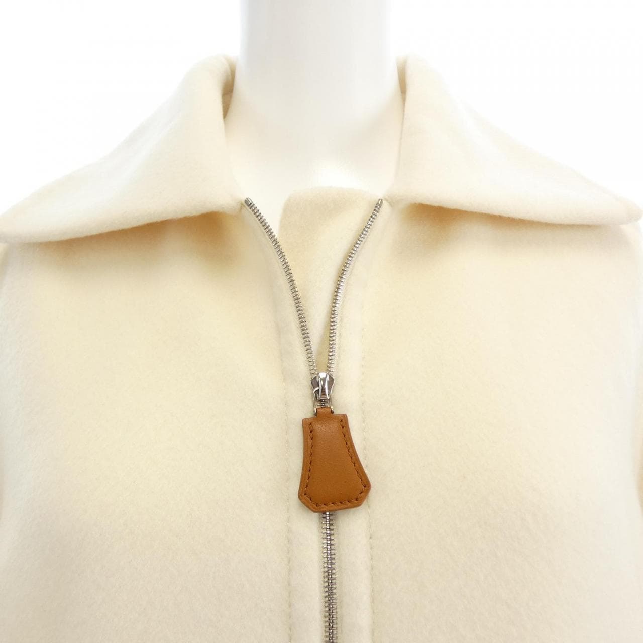 エルメス HERMES *86-7111. コート