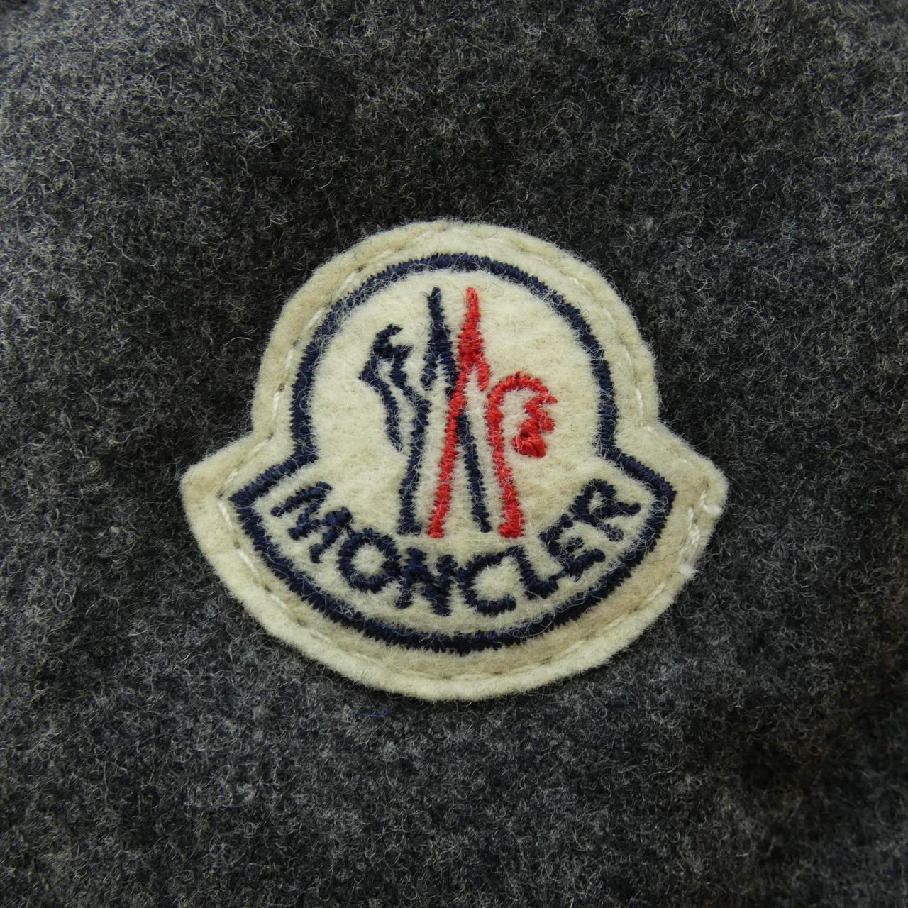 モンクレール MONCLER ダウンジャケット