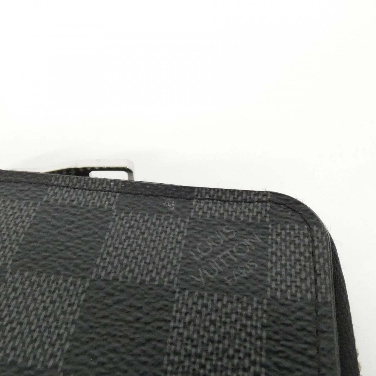 ルイヴィトン ダミエ グラフィット ジッピー ウォレット ヴェルティカル N63095 財布