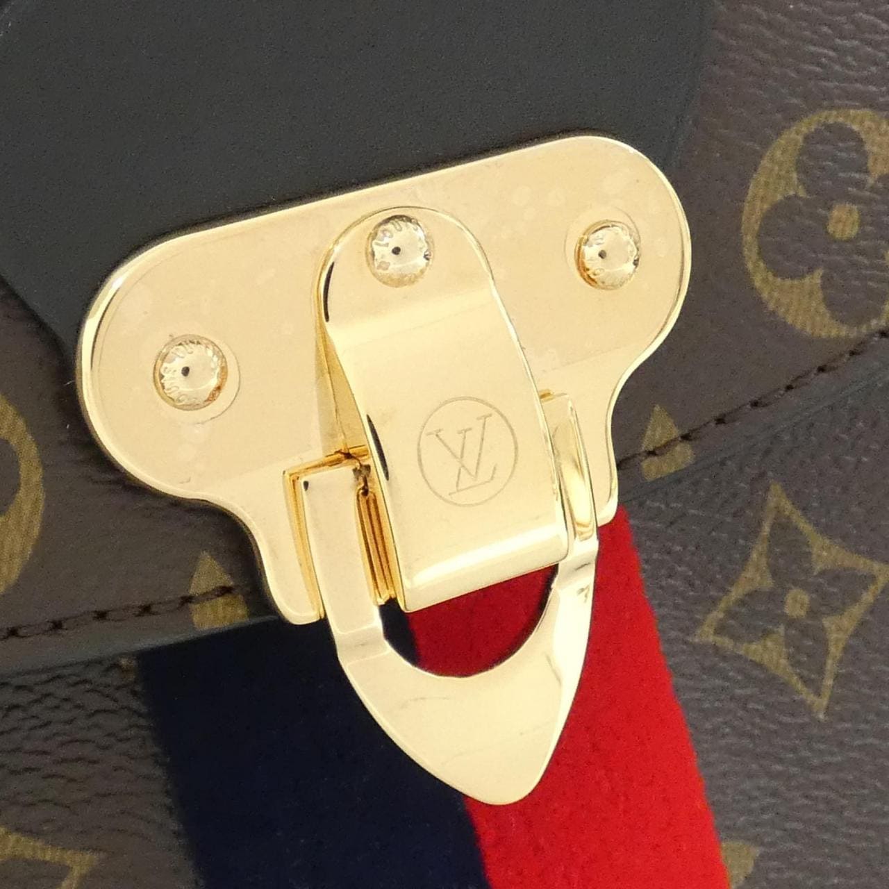 LOUIS VUITTON Monogram Georges BB M43867 Bag