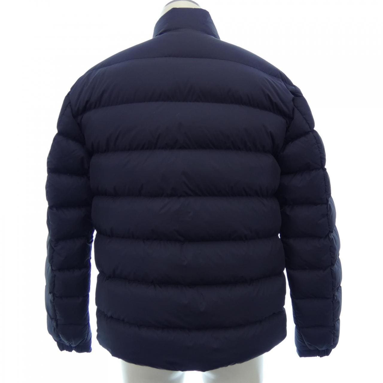 モンクレール MONCLER ダウンジャケット