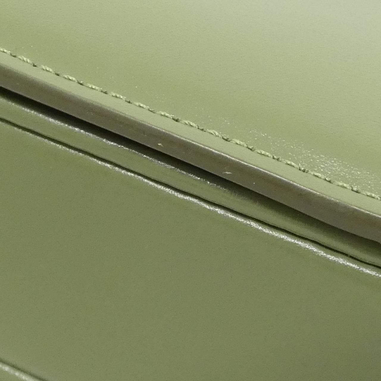 セリーヌ クラシック トリオンフ 187363BF4 ショルダーバッグ