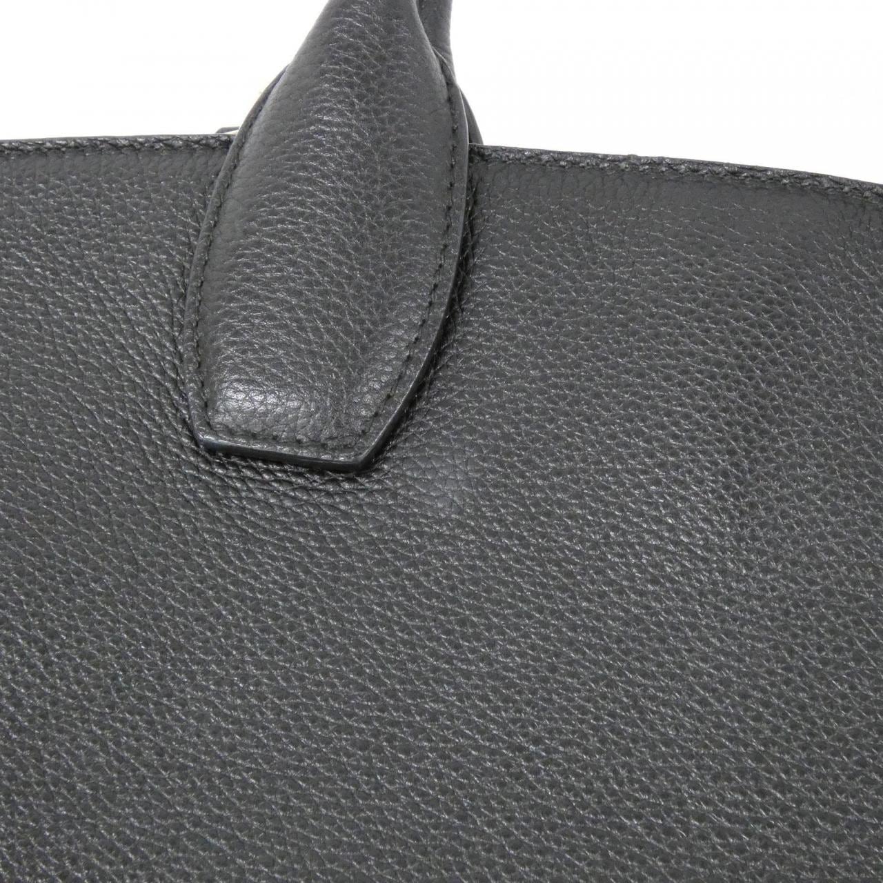 サルヴァトーレフェラガモ 21 H167 バッグ