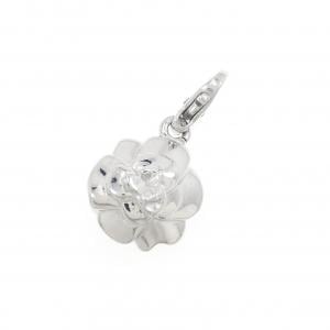 CHANEL camellia charm