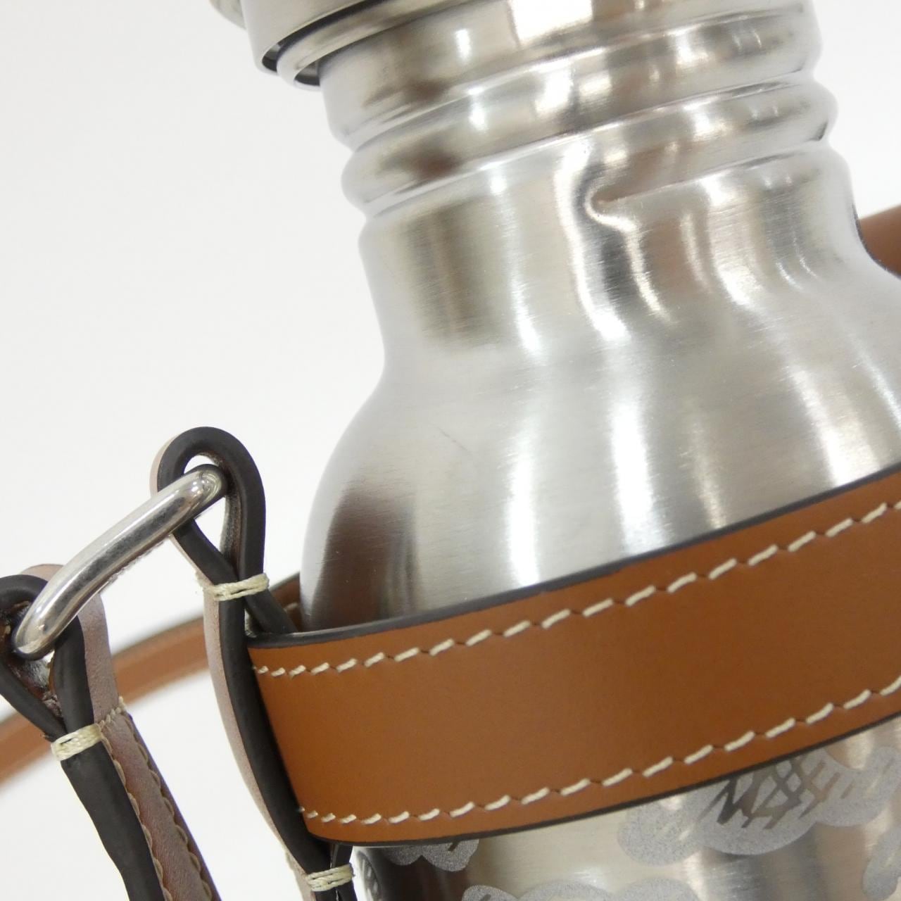 セリーヌ ウォーターボトル 750ml