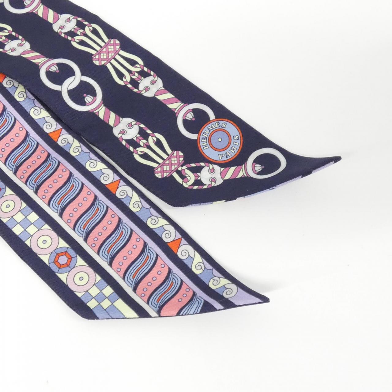 エルメス HARNAIS EN ROSACE ツイリー 063853S スカーフ
