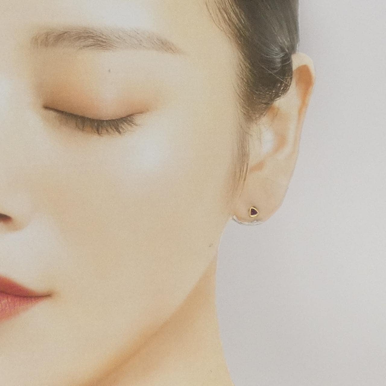 K18YG石榴石耳环