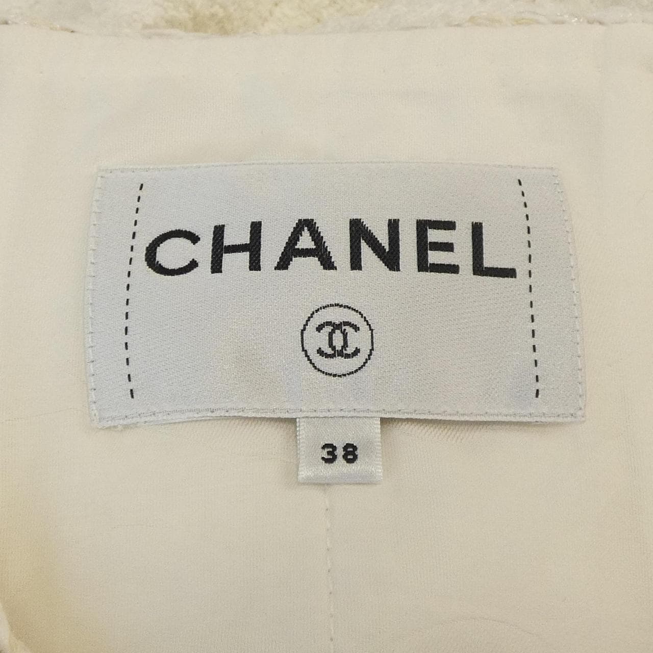 シャネル CHANEL ノーカラージャケット