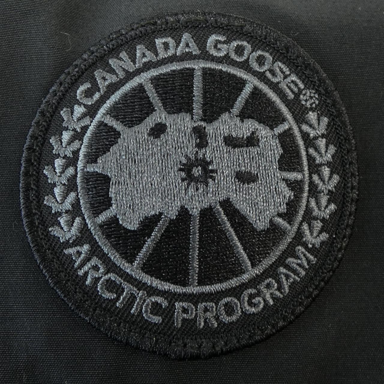 カナダグース CANADA GOOSE BLACK LABEL 2048MB WYNDHAM ウィンダム ダウンジャケット
