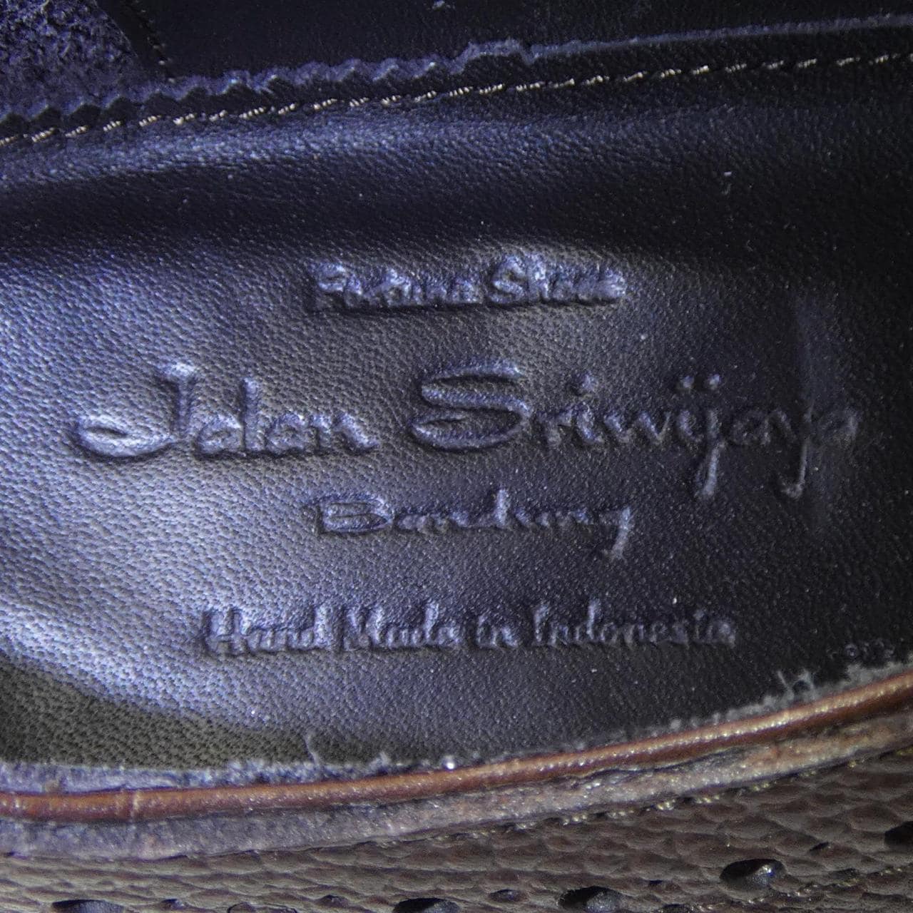 JALAN SRIWIJAYA Shoes