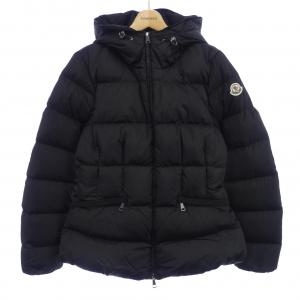 モンクレール MONCLER ダウンジャケット