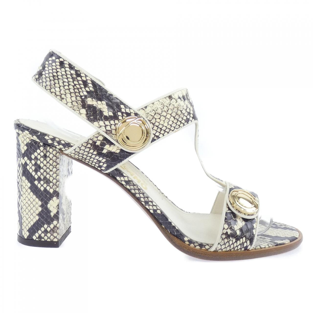 サルヴァトーレフェラガモ SALVATORE FERRAGAMO サンダル