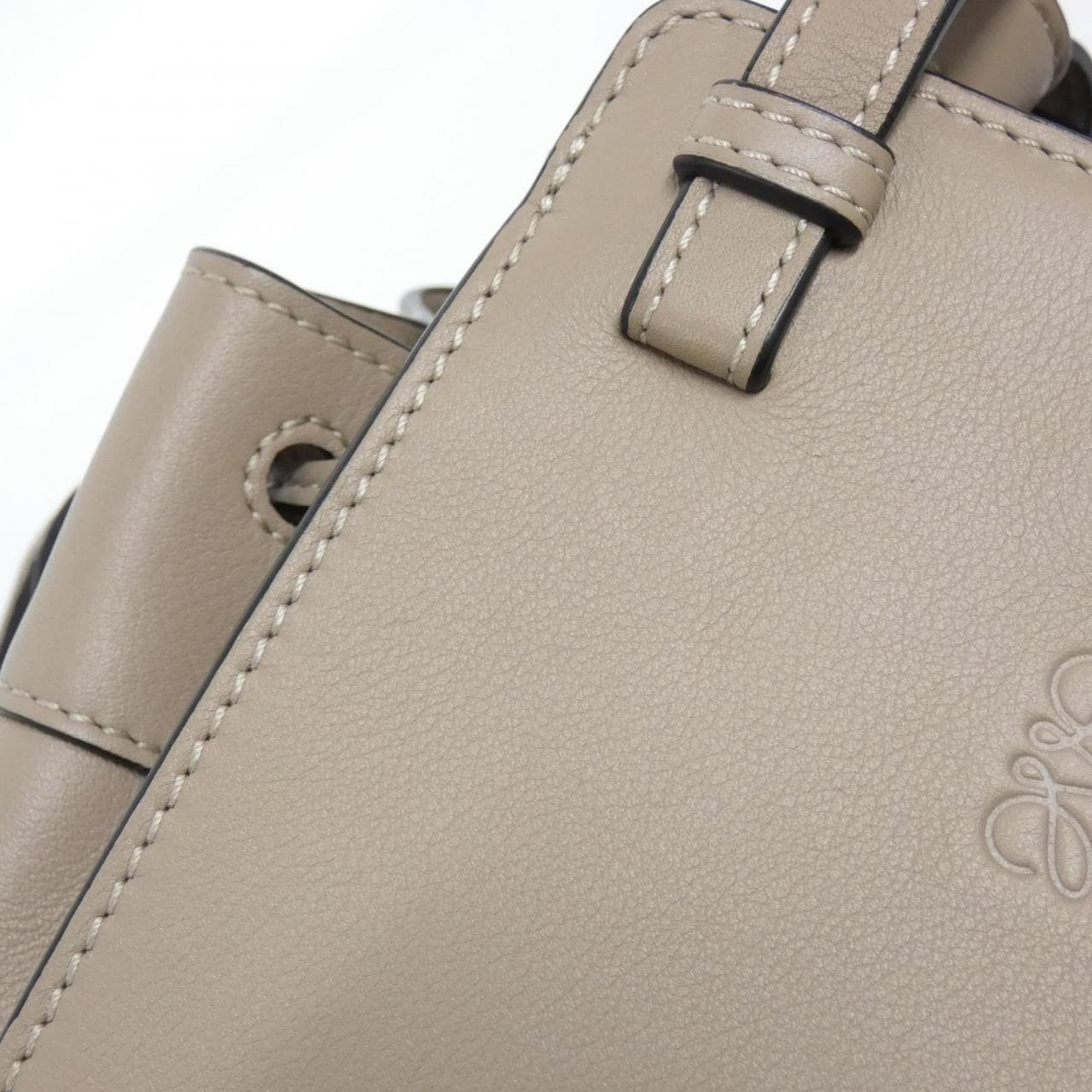 ロエベ ハンモック ドローストリング ミニ 314 30 V07 ショルダーバッグ