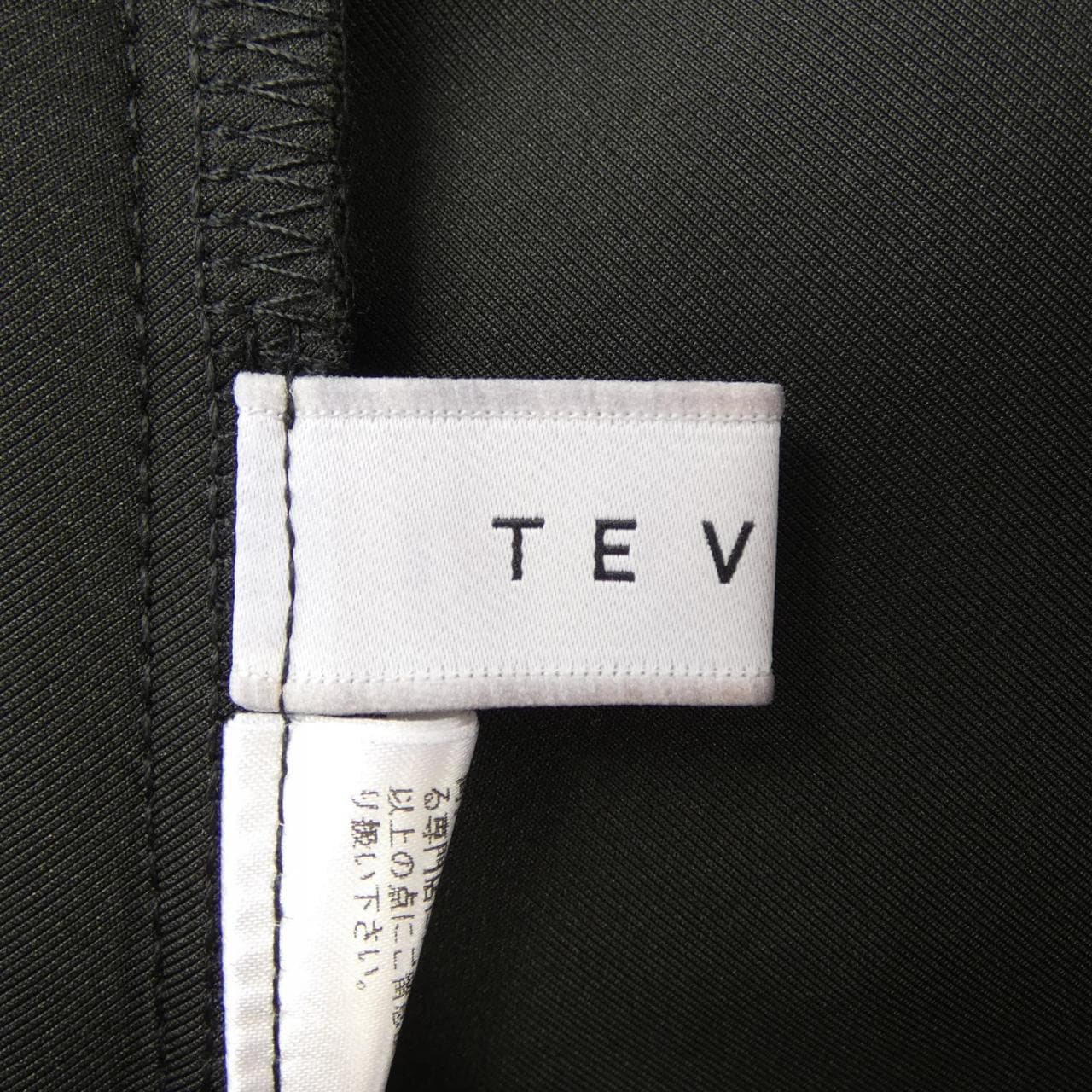 TEVALT トップス