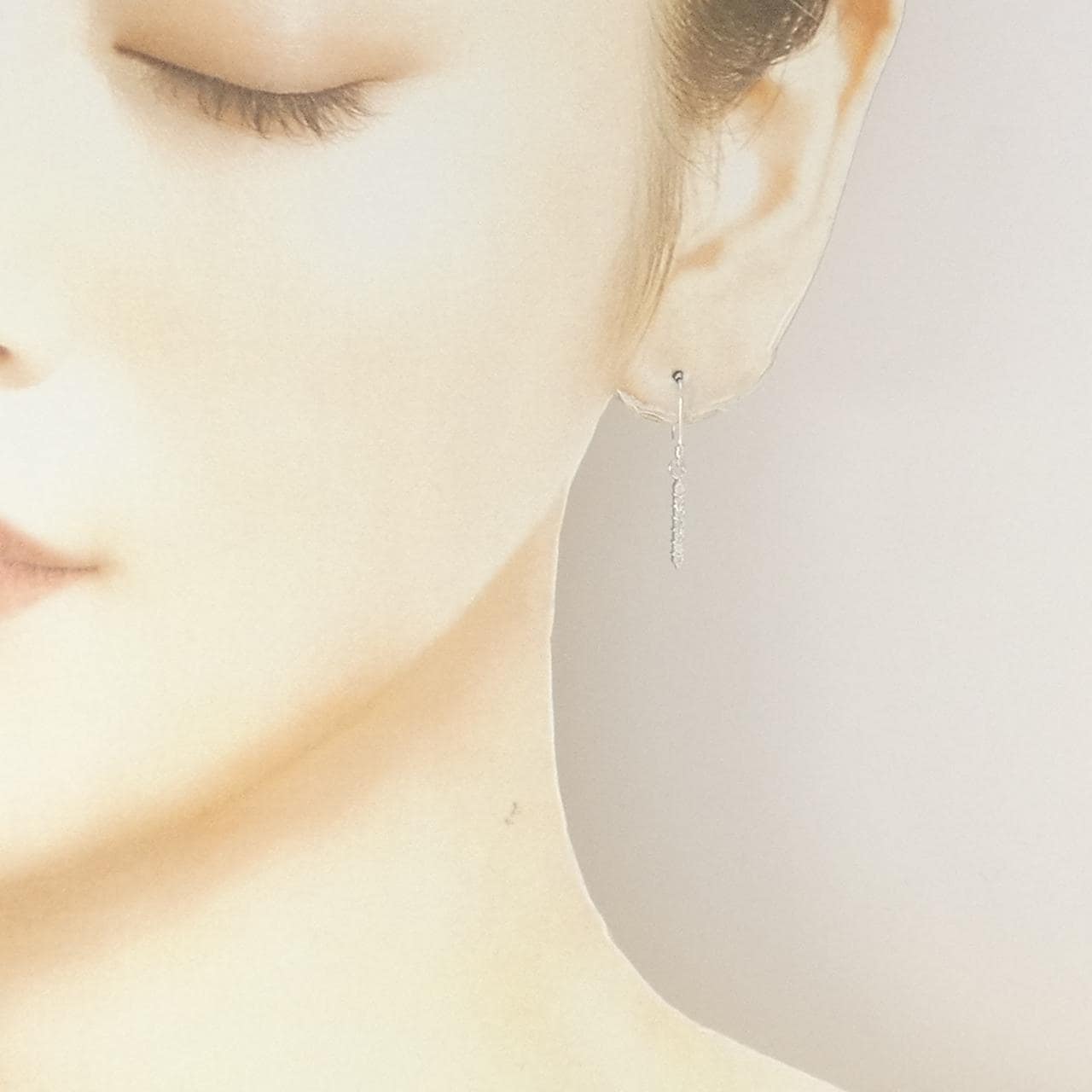 K14WG ダイヤモンド ピアス 0.14CT