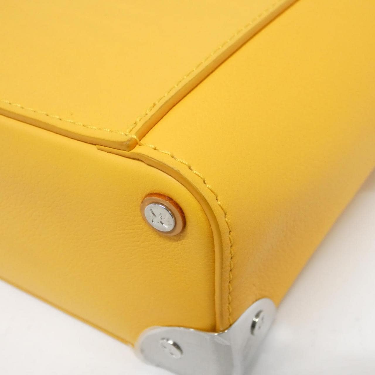 ルイヴィトン ヴェルティカル ボックス トランク M59666 バッグ