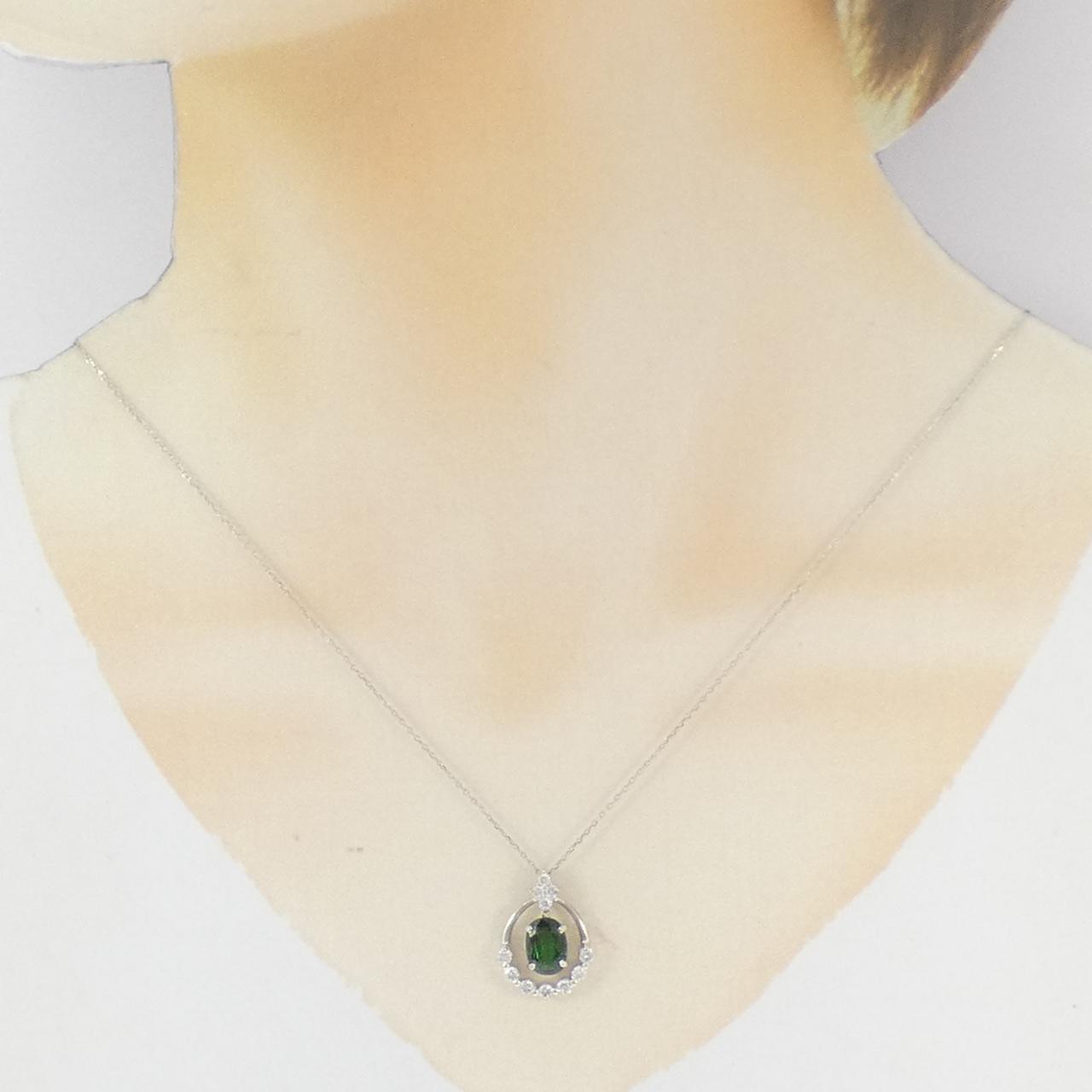 PT900/PT850 グリーンガーネット ネックレス 1.47CT