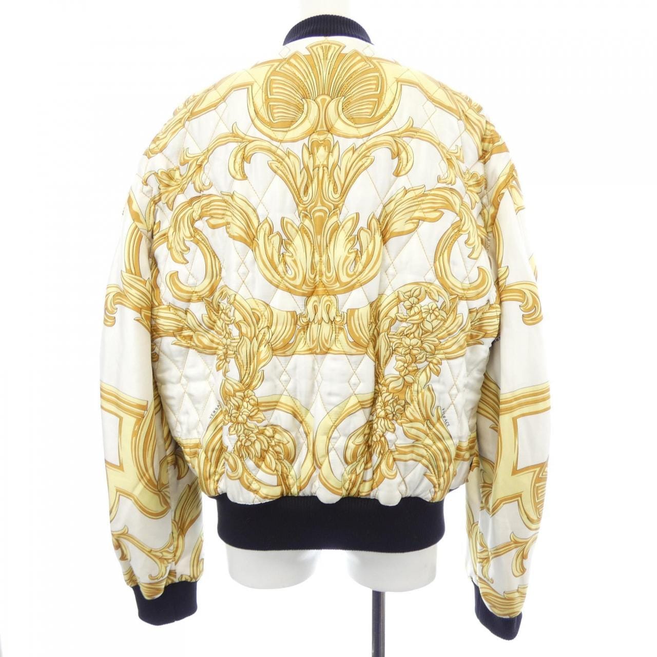 ヴェルサーチェ VERSACE A67108 ジャケット