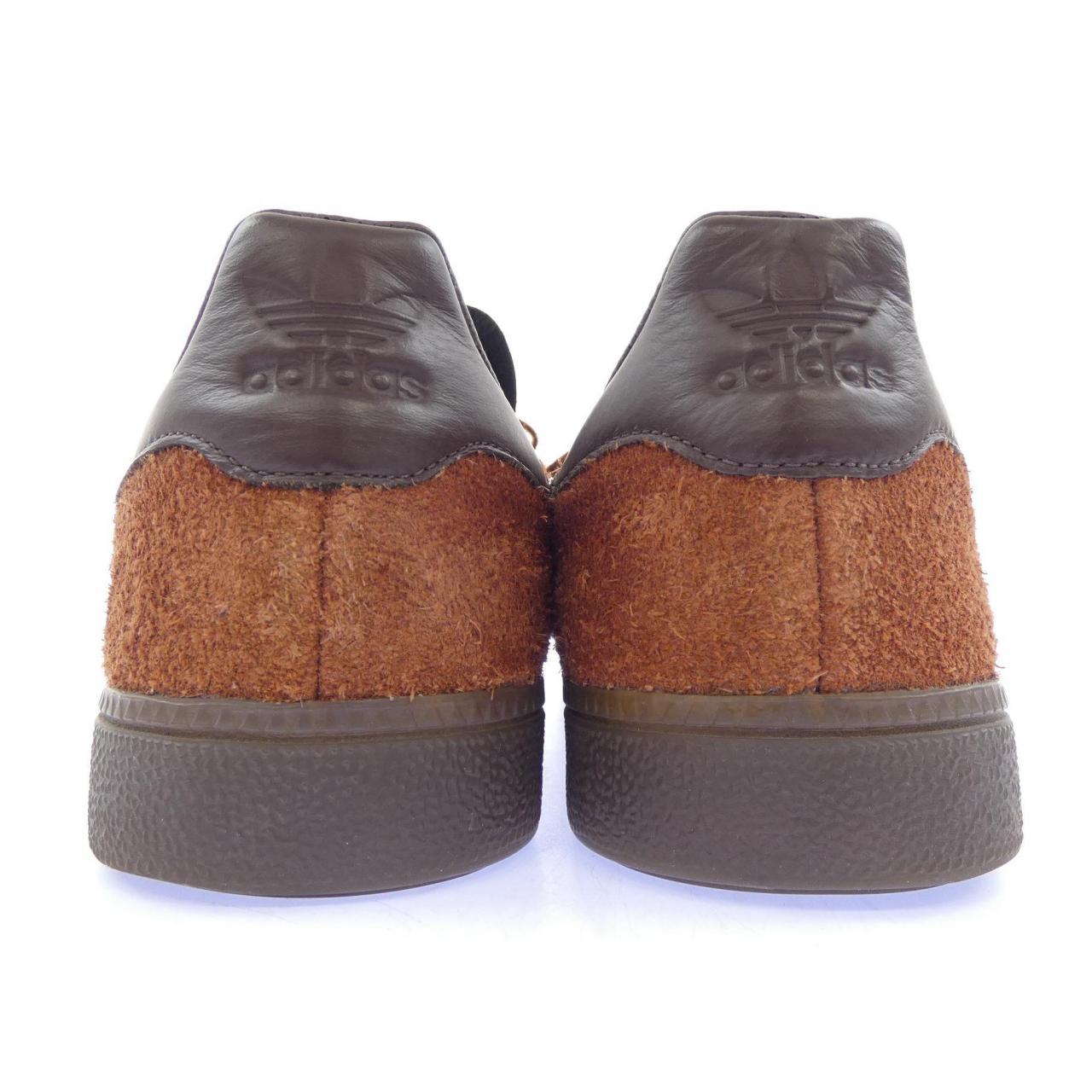 アディダス ADIDAS GZ3616 スニーカー