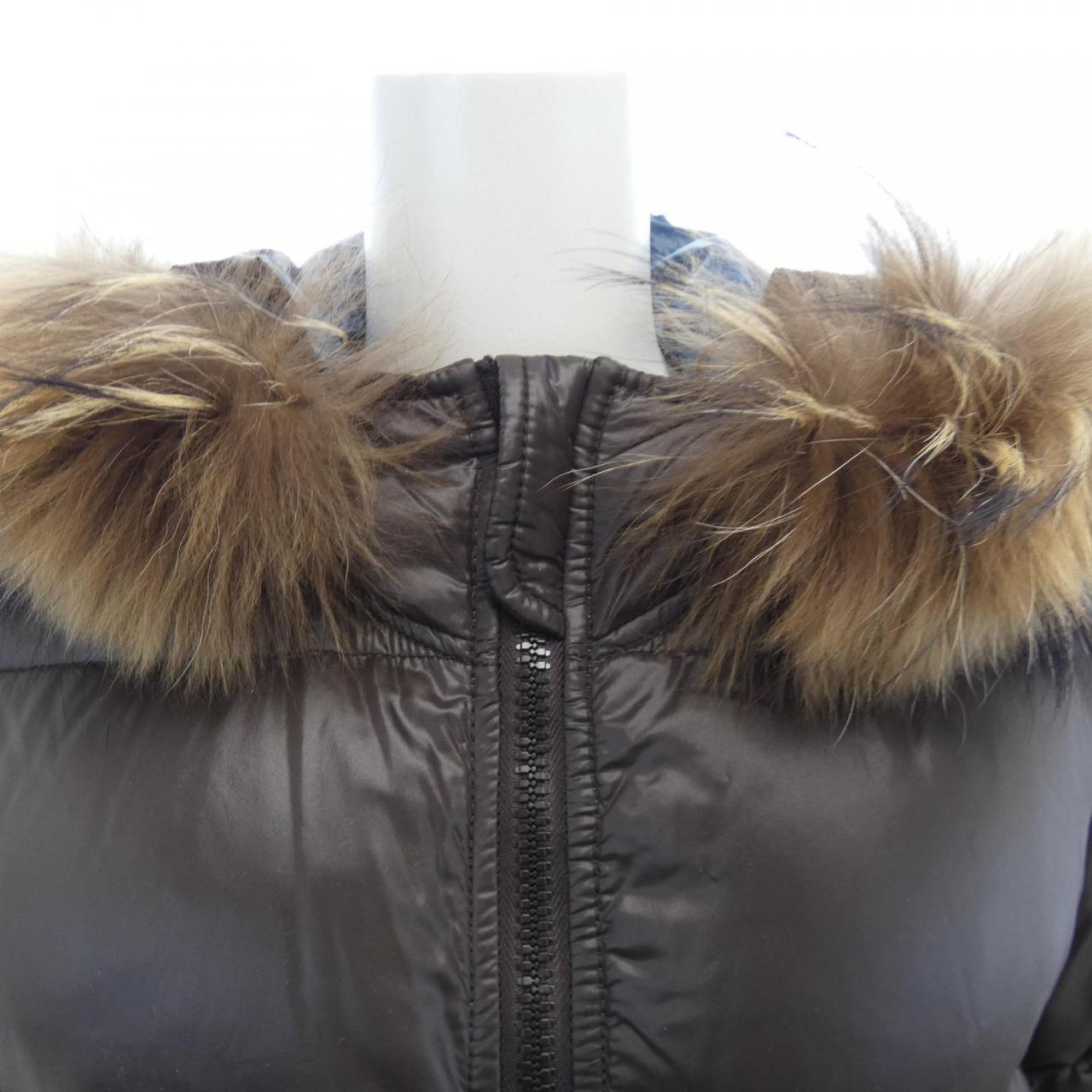 デュベティカ DUVETICA ダウンコート