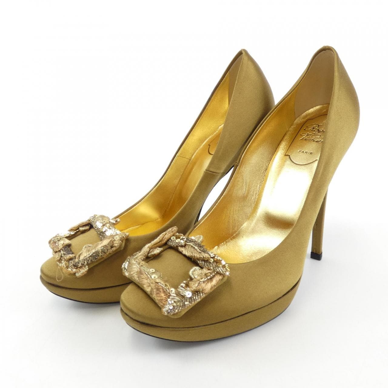 ロジェヴィヴィエ ROGER VIVIER パンプス