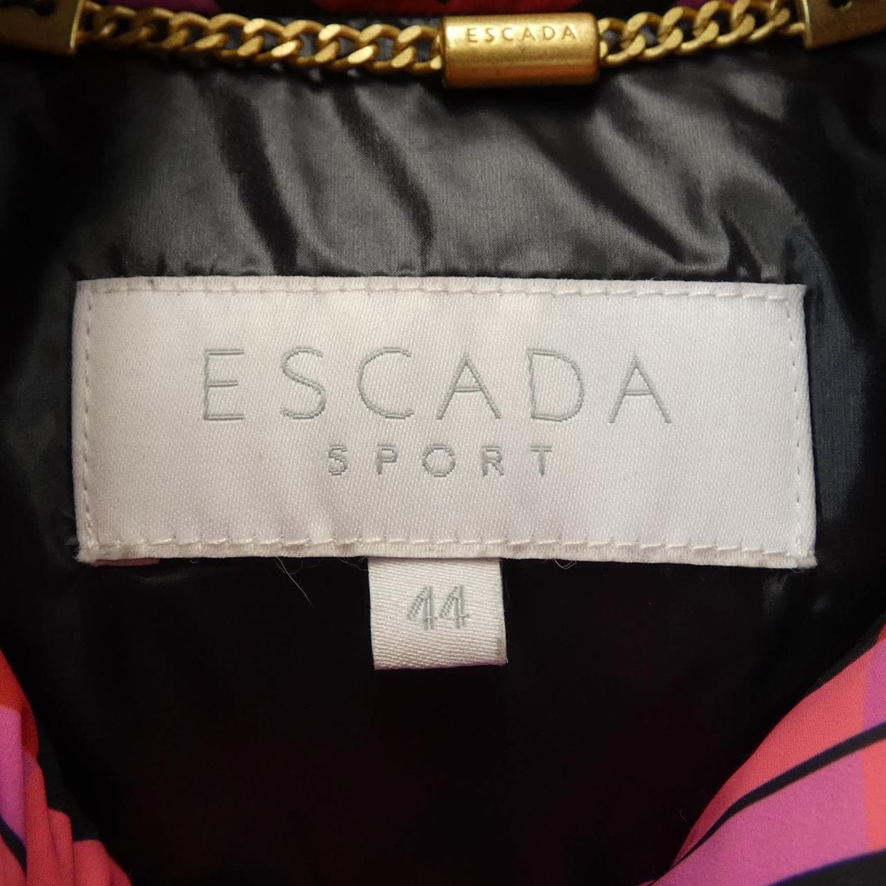 エスカーダスポート ESCADA SPORT ダウンジャケット