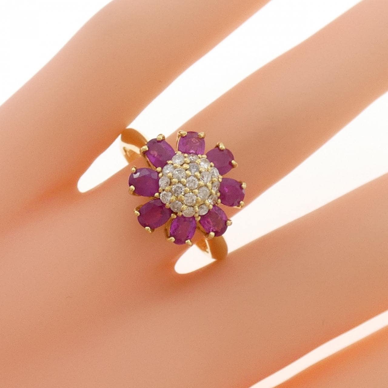 K18YG フラワー ルビー リング 2.12CT