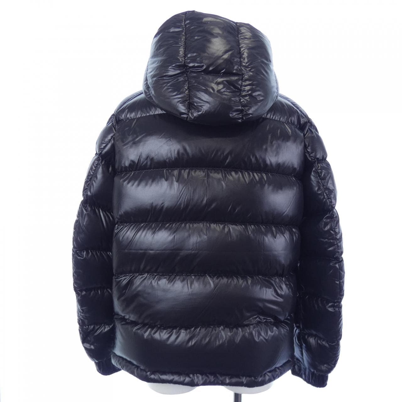 モンクレール MONCLER ダウンジャケット