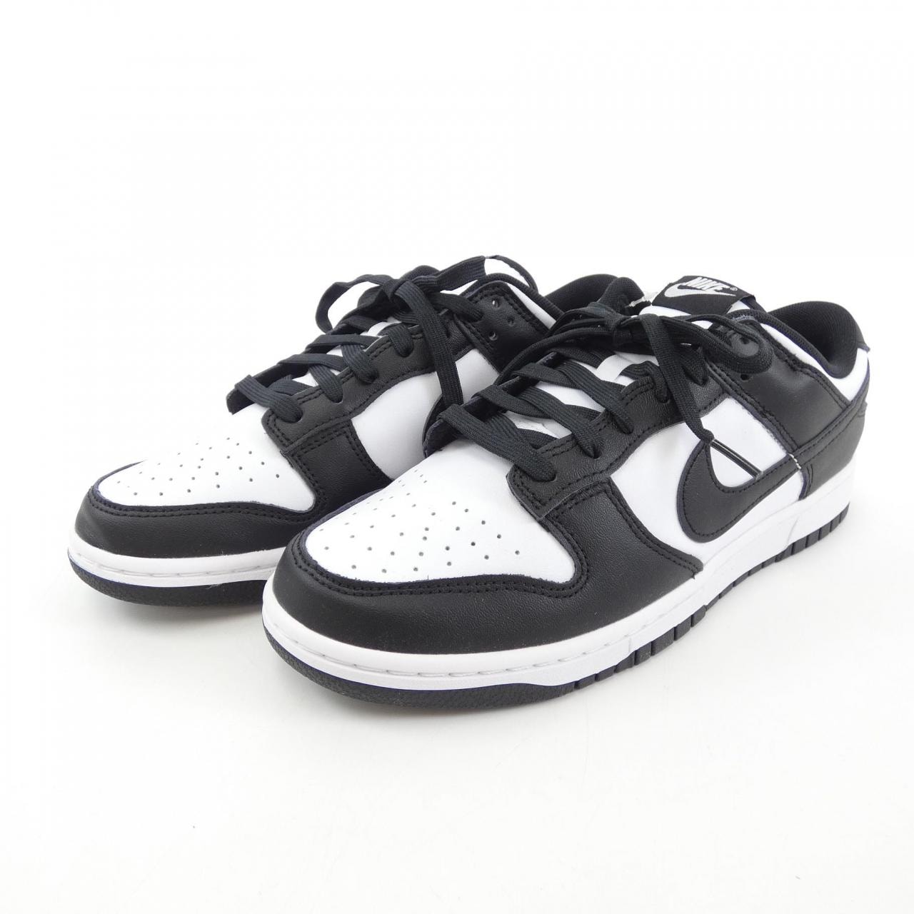 ナイキ NIKE スニーカー