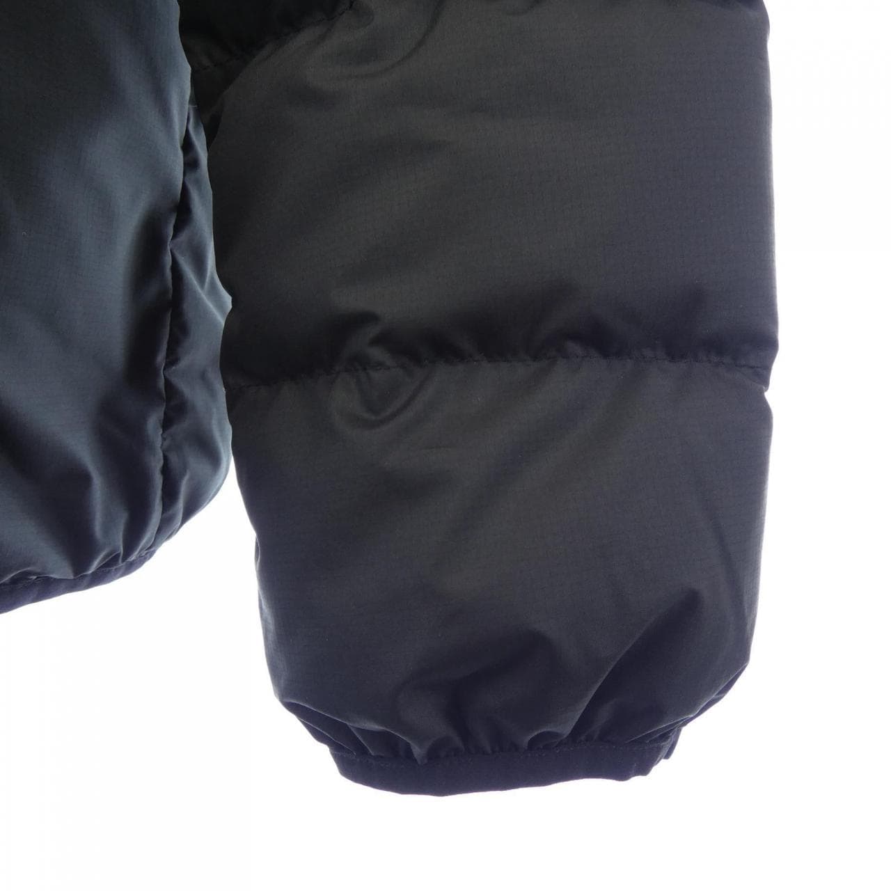 モンクレール MONCLER HADAR ダウンジャケット