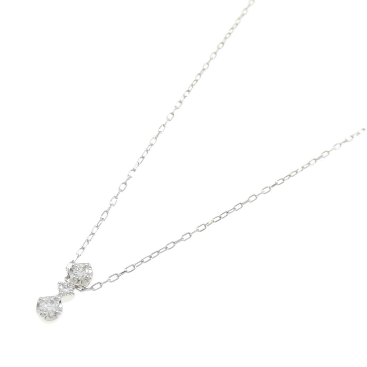 4゜C Diamond necklace