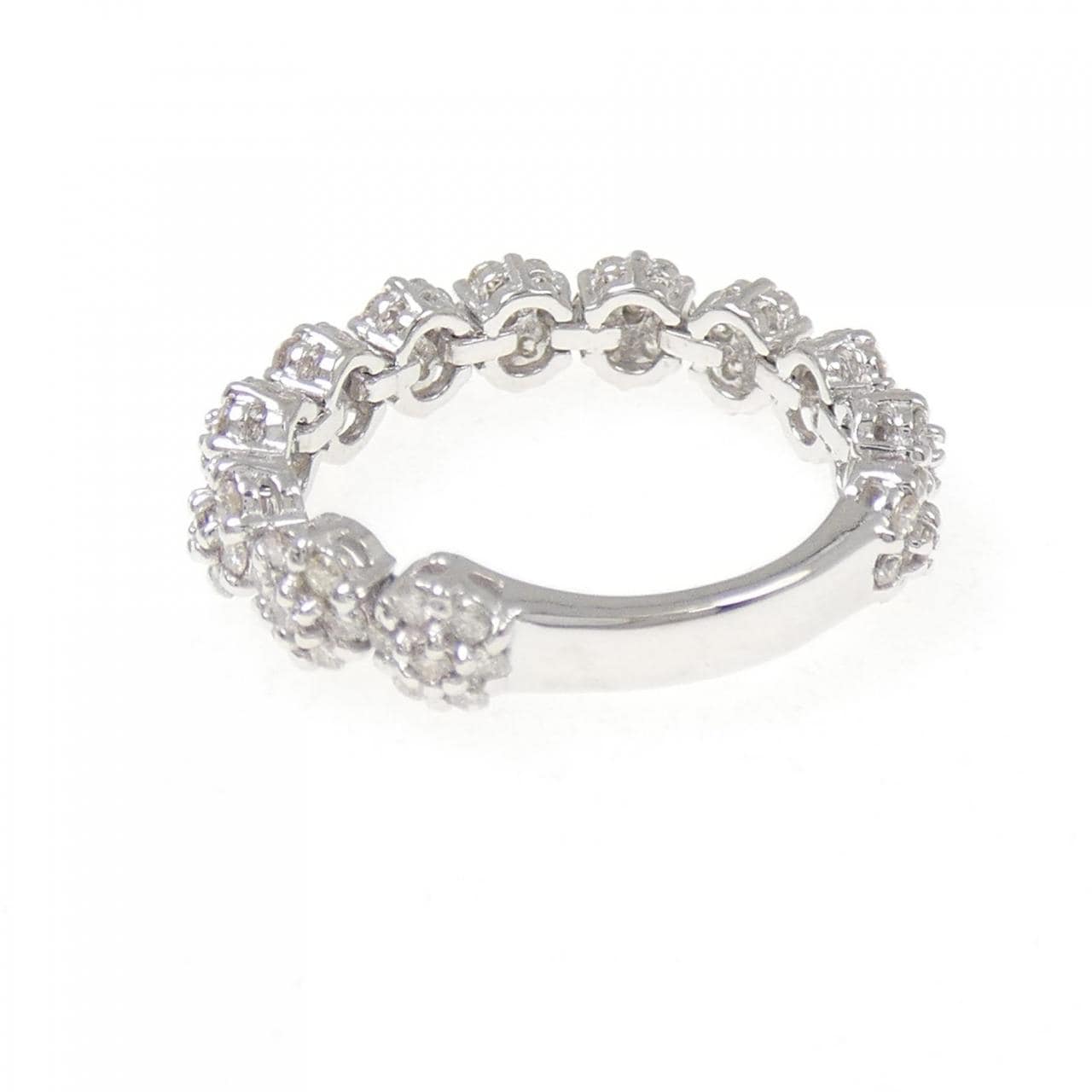 K18WG フラワー ダイヤモンド リング 0.70CT
