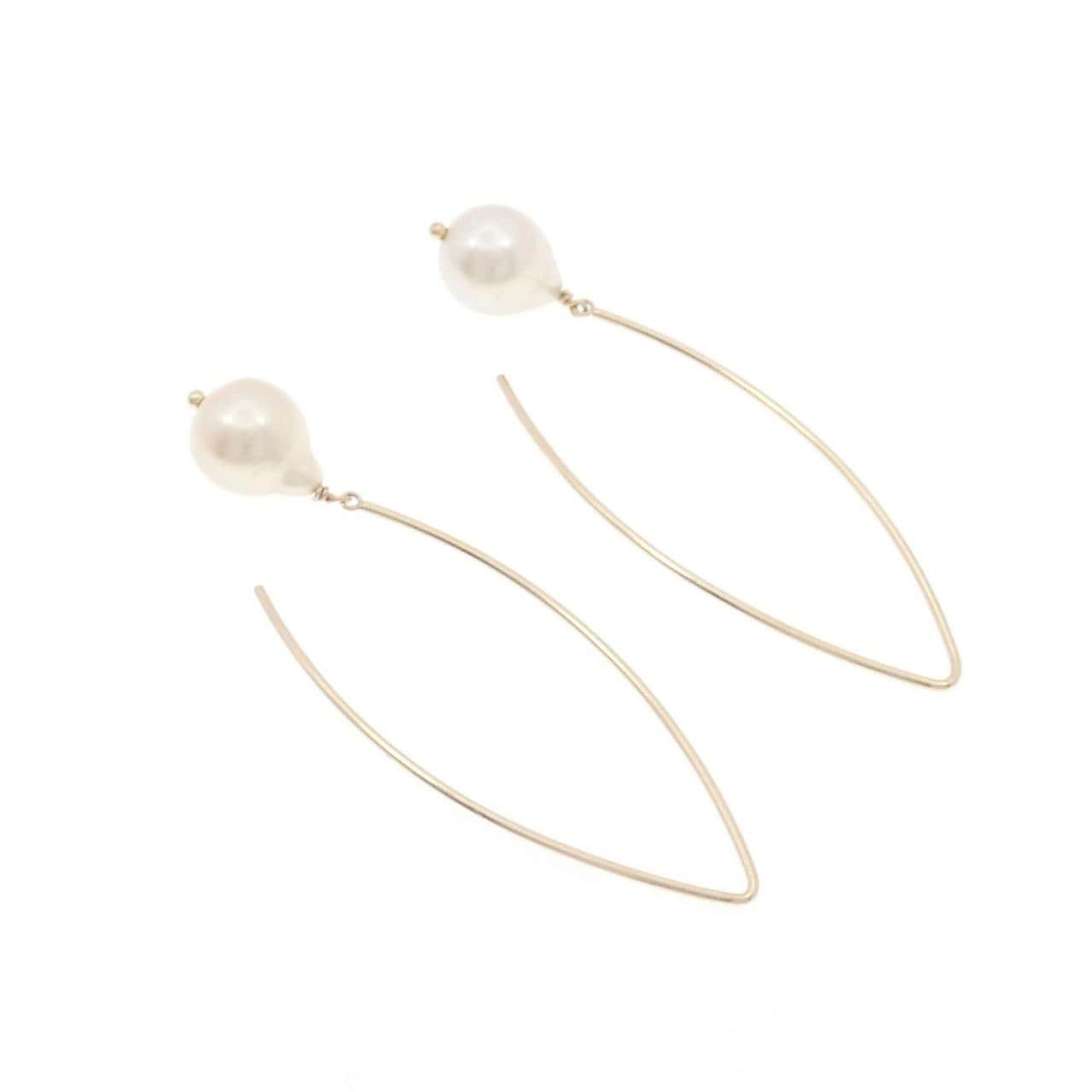 K10YG Akoya pearl earrings
