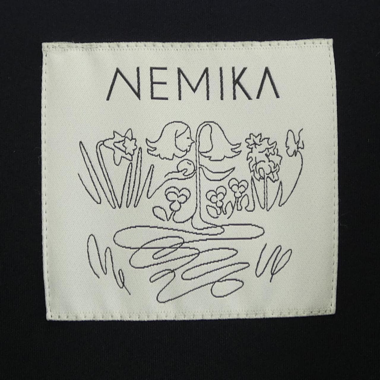 ネミカ NEMIKA ベスト